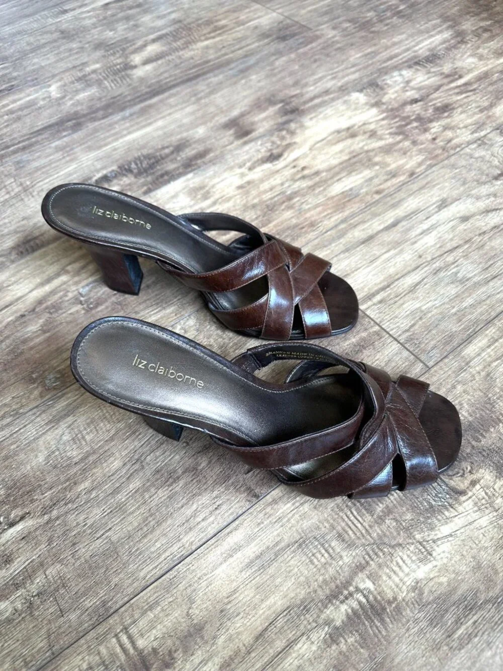Liz Claiborne Brown Leather slide heels Women's Size 8.5 ~3.5"  pre-owned - Picture 3 of 11